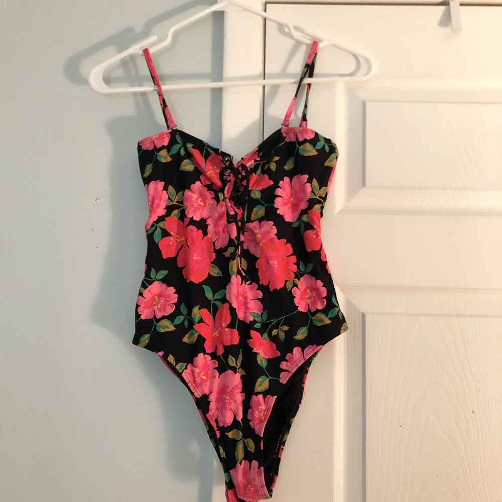 Billabong high leg corset chest floral swimsuit